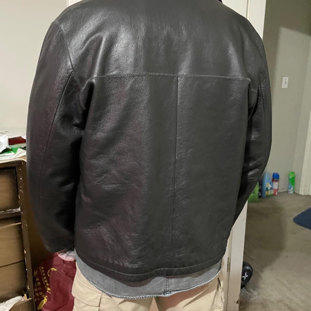 Leather jacket - Picture 5 of 5